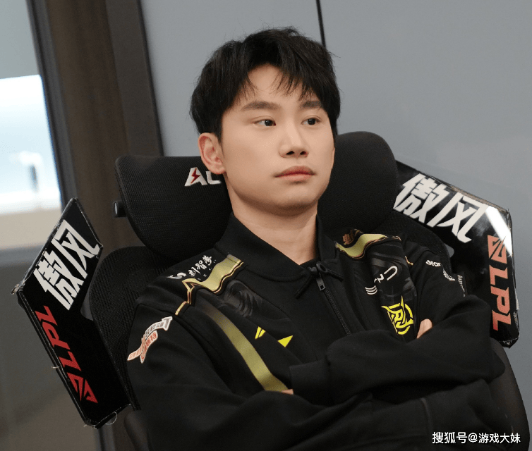 Doinb新星赛况扑朔迷离表现惊艳,切尔西未来可期!