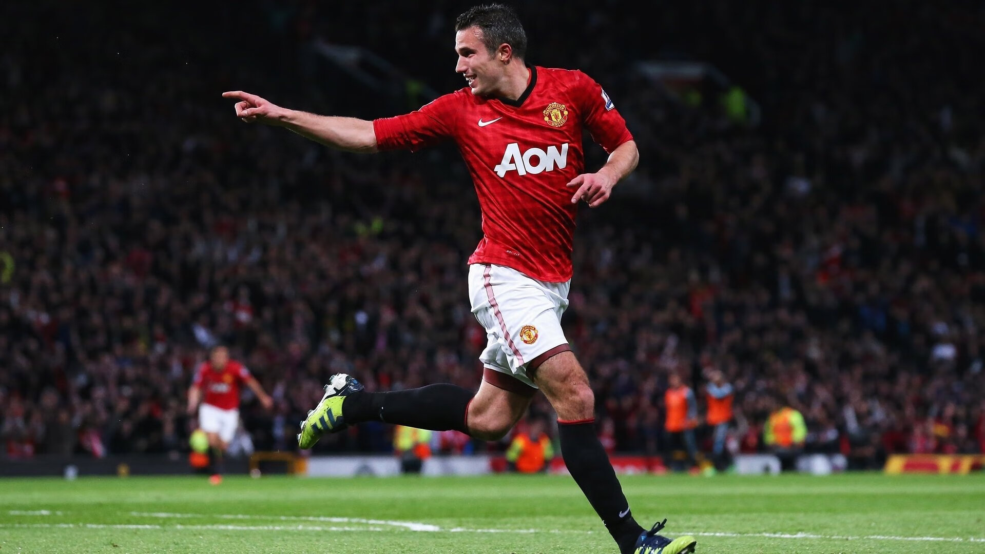 阿扎伦卡迎来十二赛季高光表现，FPX球迷沸腾！